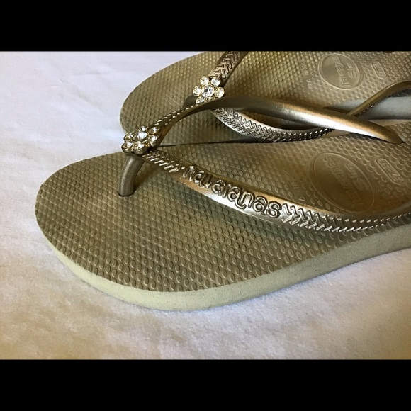 Havaianas Shoes Havaianas Slim Gold Size 6 Flip Flops Rhinestones Poshmark